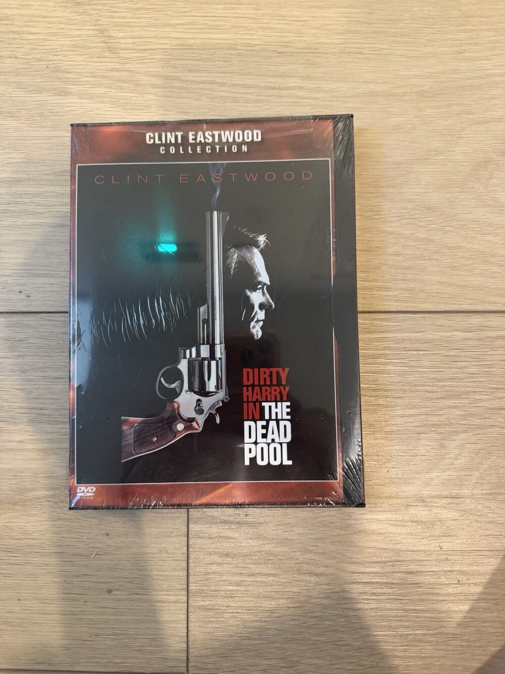 DEAD POOL-Dirty Harry Clint Eastwood is on a hit list, needs to find killer--DVD